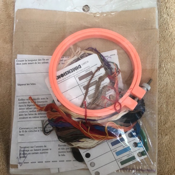 Creative Accents by Dimensions Butterfly Expressions Counted Cross Stitch Kit - Picture 4 of 4